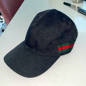 Unisex Gucci hat legitimate